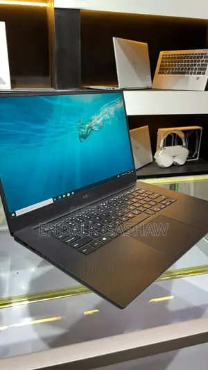 Photo - New Laptop Dell XPS 15 16GB Intel Core I7 SSD 512GB