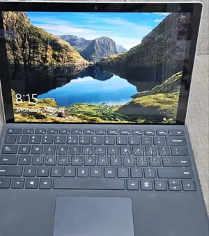Photo - New Laptop Microsoft Surface Pro 6 8GB Intel Core I7 SSD 256GB