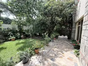 Furnished 3bdrm Villa in Bole for rent