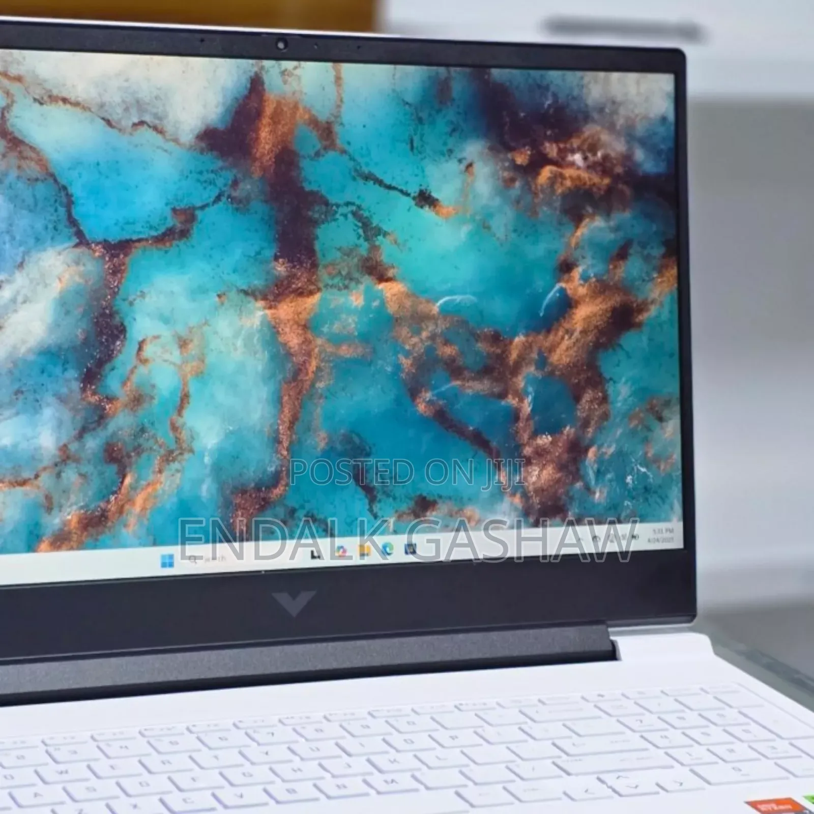 New Laptop HP Victus 15 16GB AMD Ryzen 7 SSD 1T