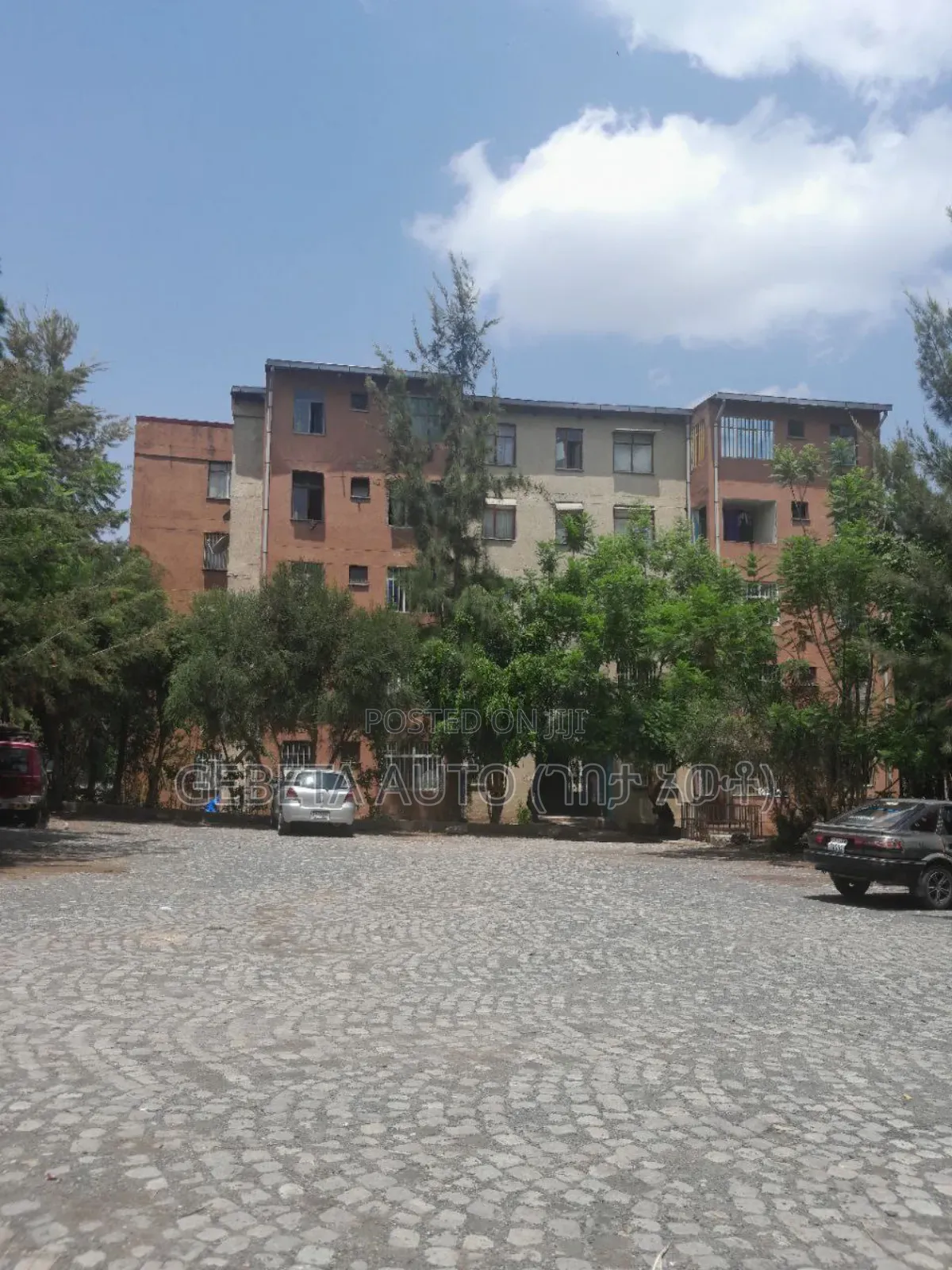 Furnished 1bdrm Condo in Tulu Dimtu, Akaky Kaliti for sale