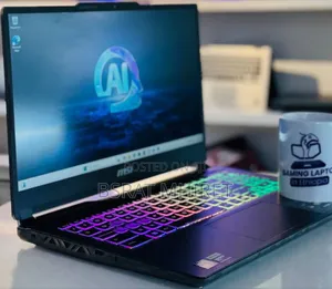 New Laptop MSI GF63 16GB Intel Core Ultra 7 SSD 512GB