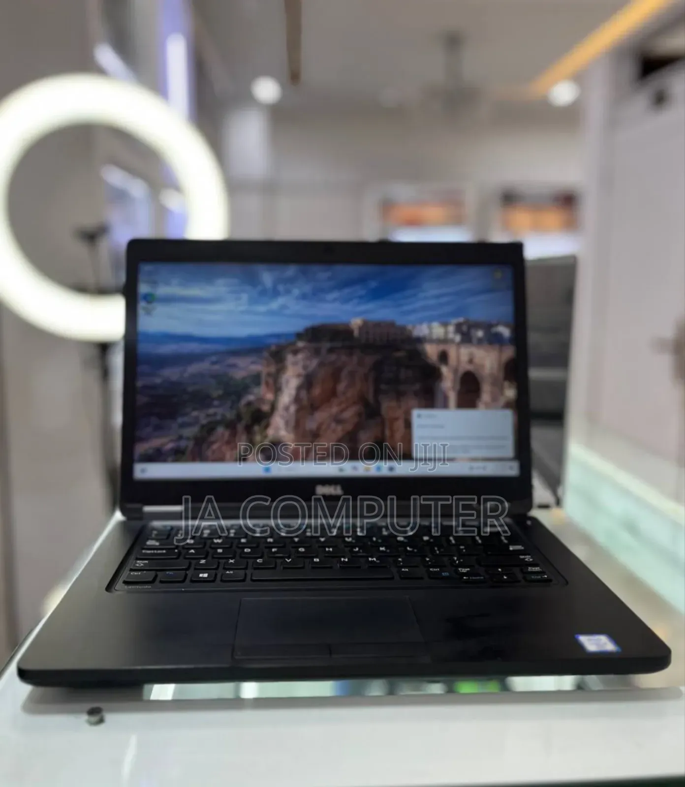 New Laptop Dell Latitude 5310 8GB Intel Core I5 SSD 512GB