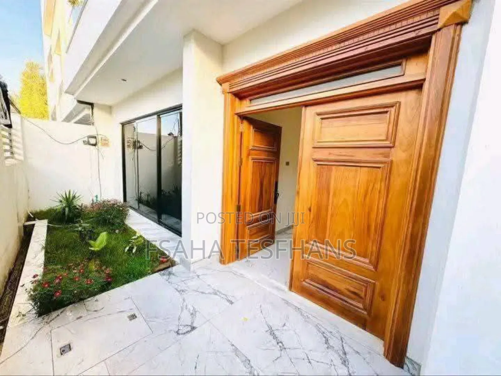 8bdrm House in G+3, Yeka for rent