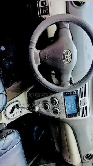 Toyota Yaris 2010 Blue