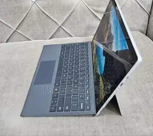 New Laptop Microsoft Surface Pro 6 8GB Intel Core I7 SSD 256GB