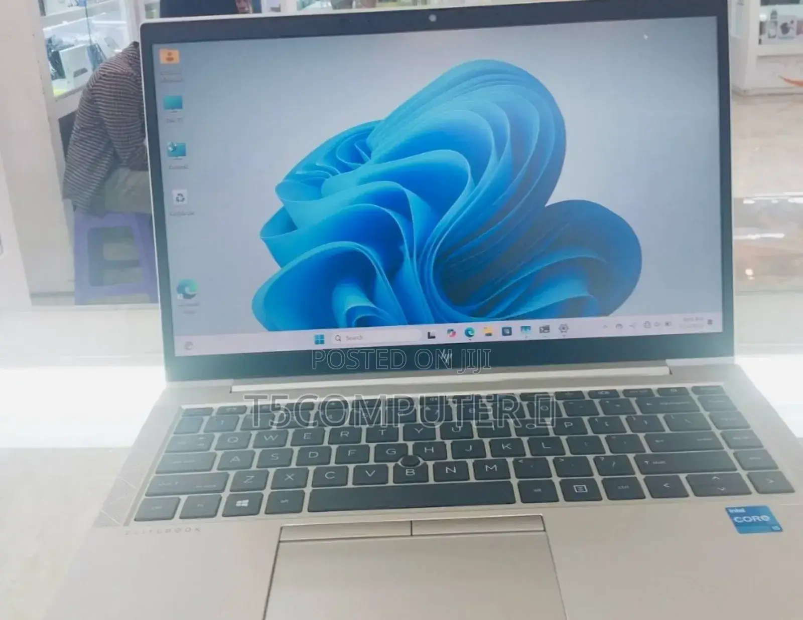 New Laptop HP EliteBook 840 G8 16GB Intel Core I5 SSD 512GB