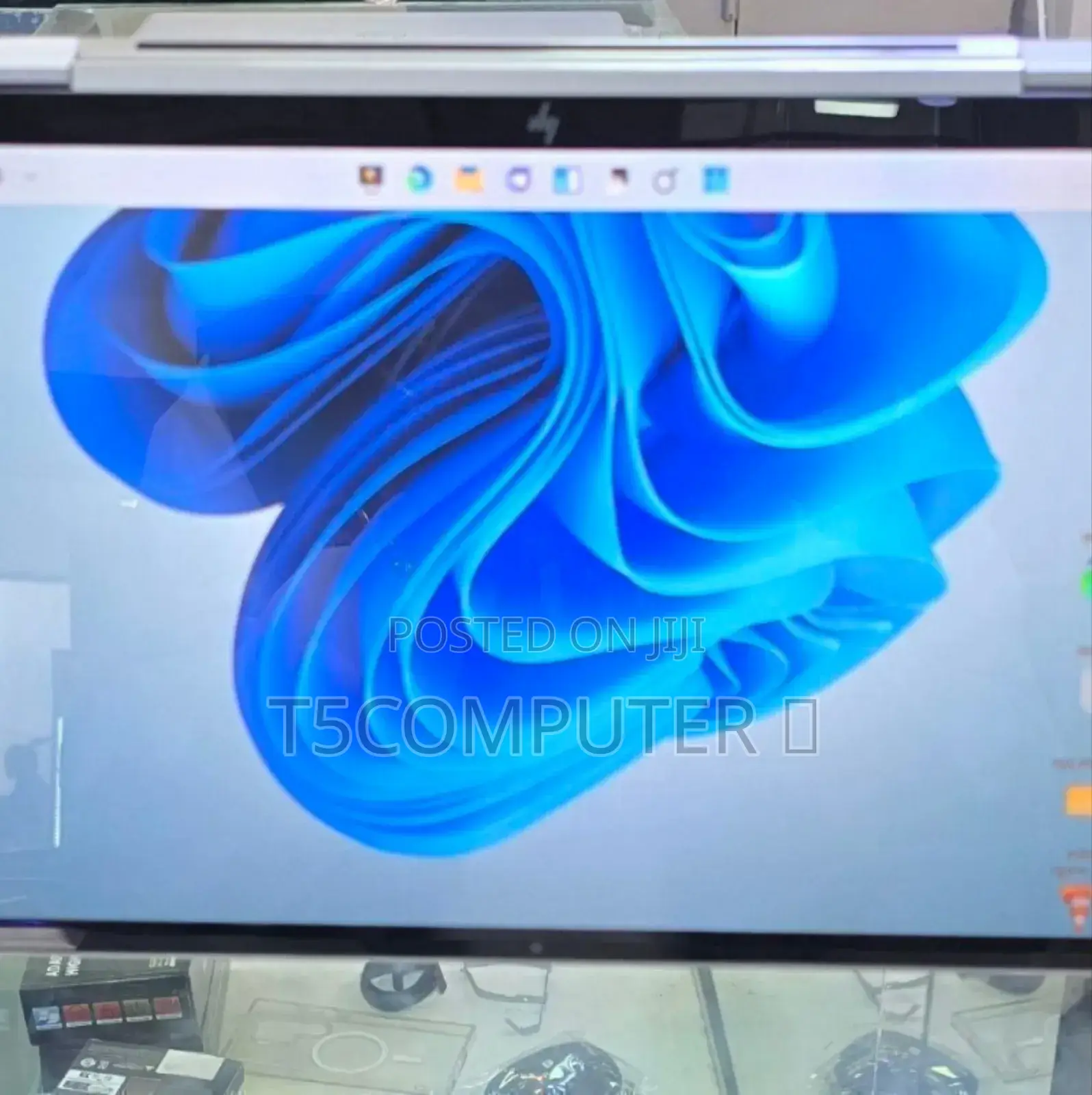 New Laptop HP EliteBook X360 1040 G7 16GB Intel Core I7 SSD 512GB