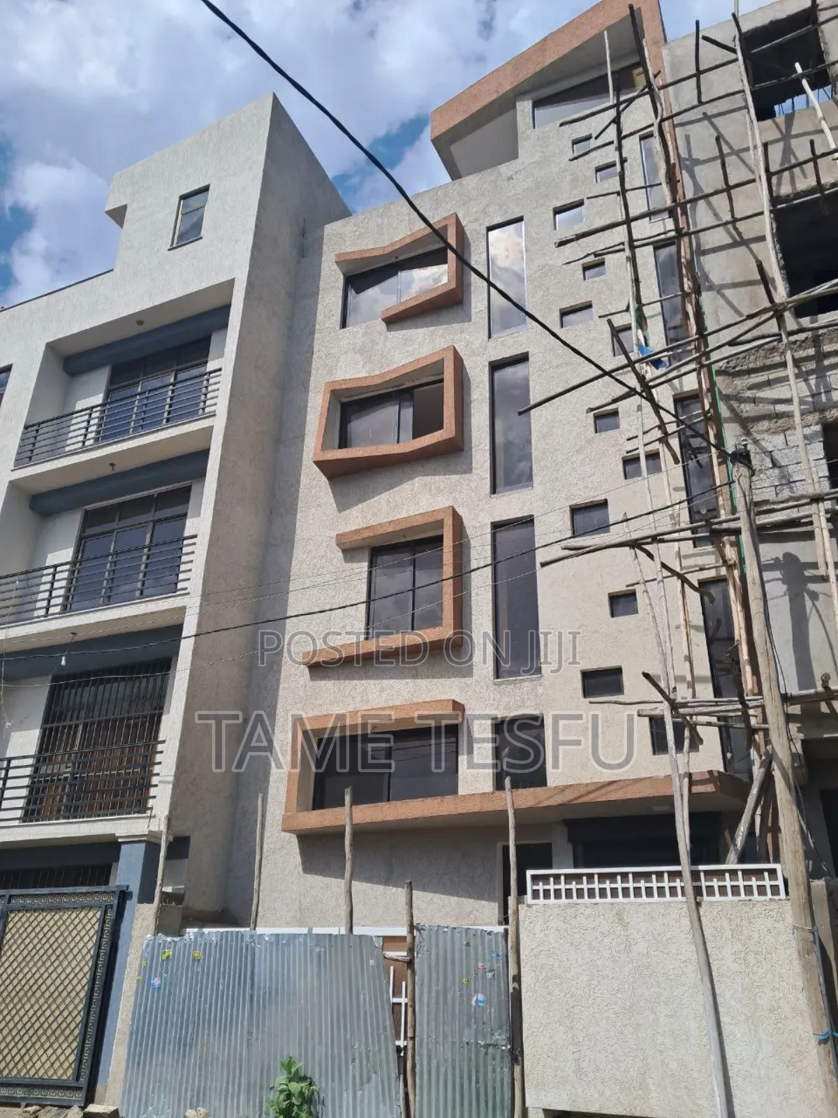 Furnished 6bdrm House in Hayat, Bole for sale