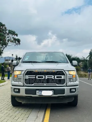 Photo - Ford F-150 2015 Silver