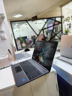 New Laptop HP Stream Notebook 8GB Intel Core I5 SSD 512GB