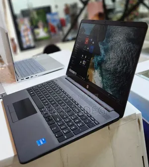 New Laptop HP Stream Notebook 8GB Intel Core I5 SSD 512GB