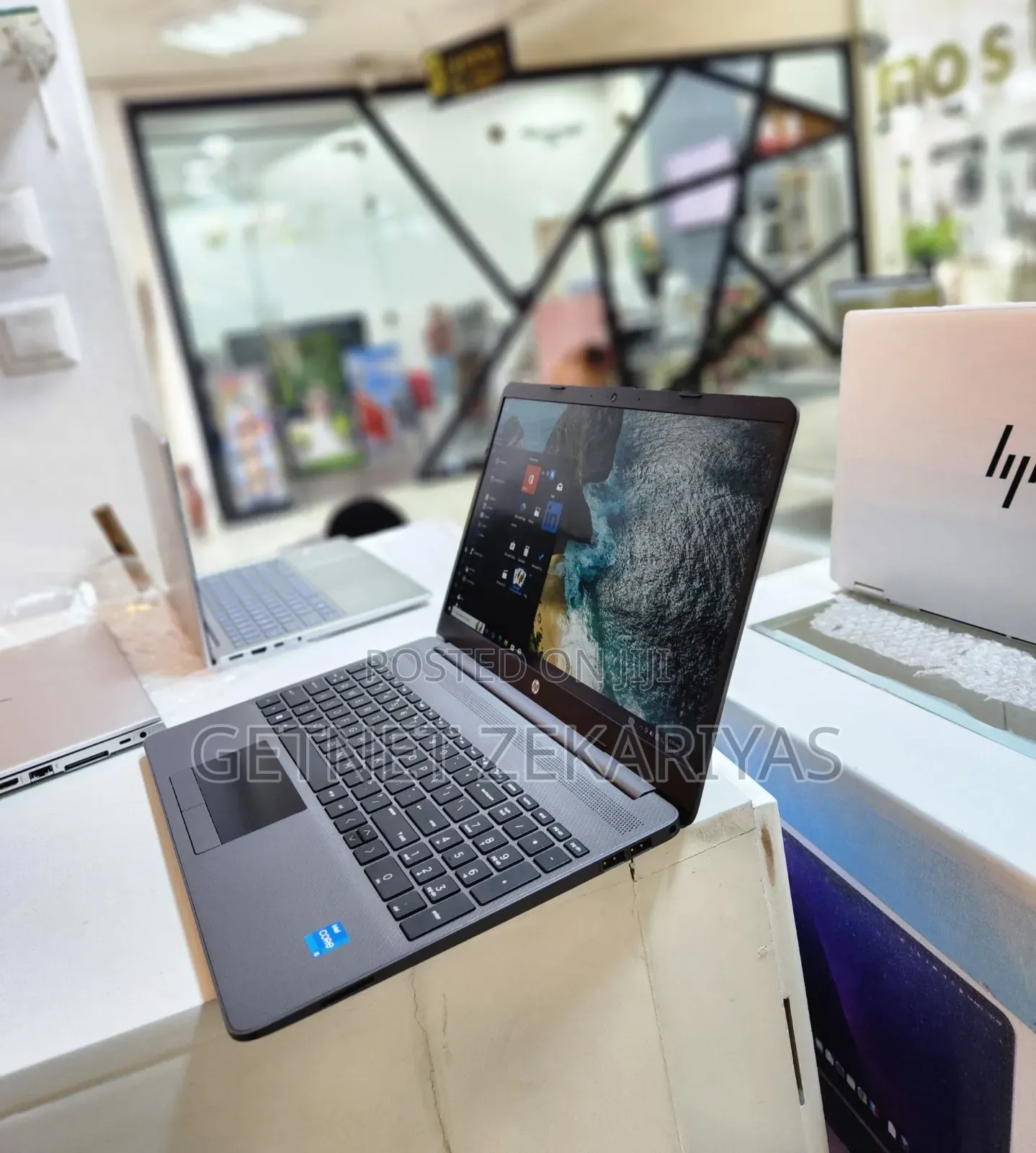 New Laptop HP Stream Notebook 8GB Intel Core I5 SSD 512GB