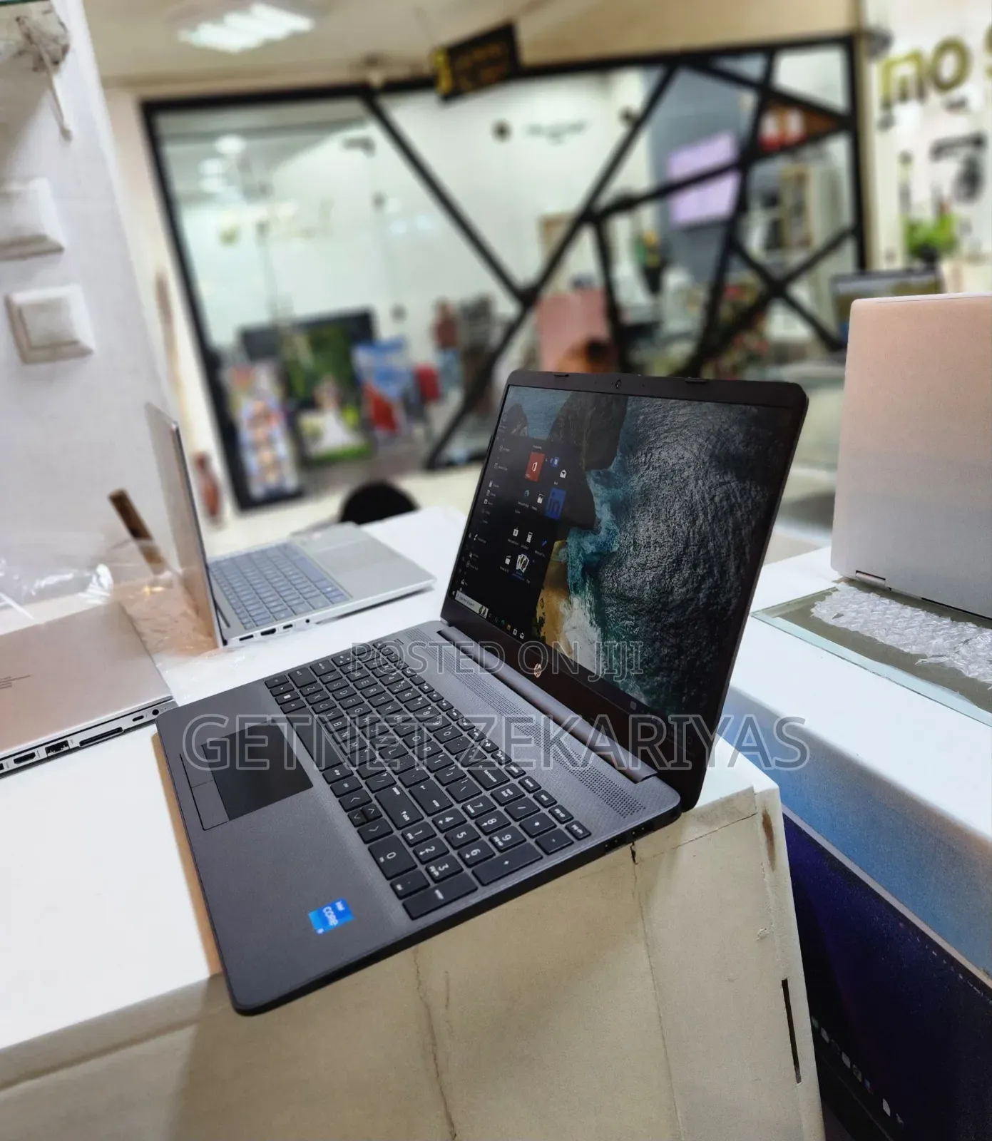 New Laptop HP Stream Notebook 8GB Intel Core I5 SSD 512GB