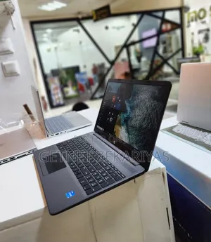 New Laptop HP Stream Notebook 8GB Intel Core I5 SSD 512GB