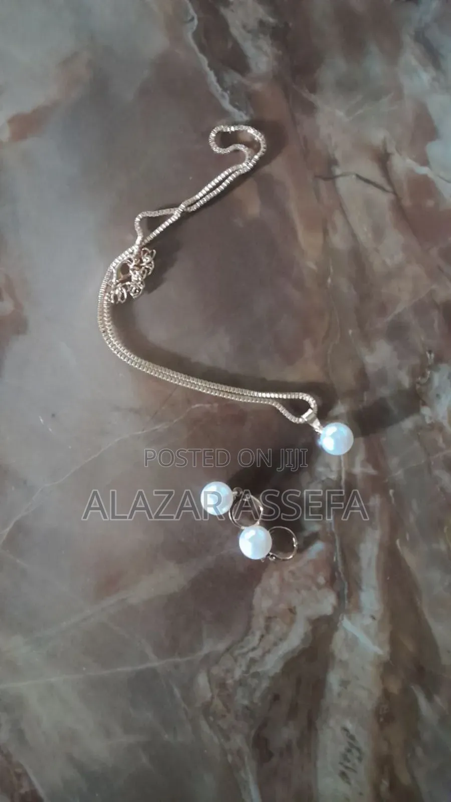 Pearl Necklace +Earrings