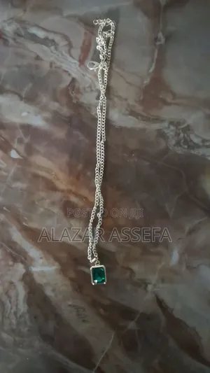 Photo - Beautiful Green Stone Necklace