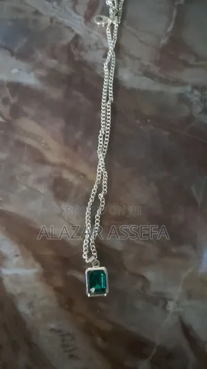 Beautiful Green Stone Necklace