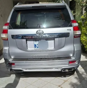 Toyota Land Cruiser Prado 2017 Silver