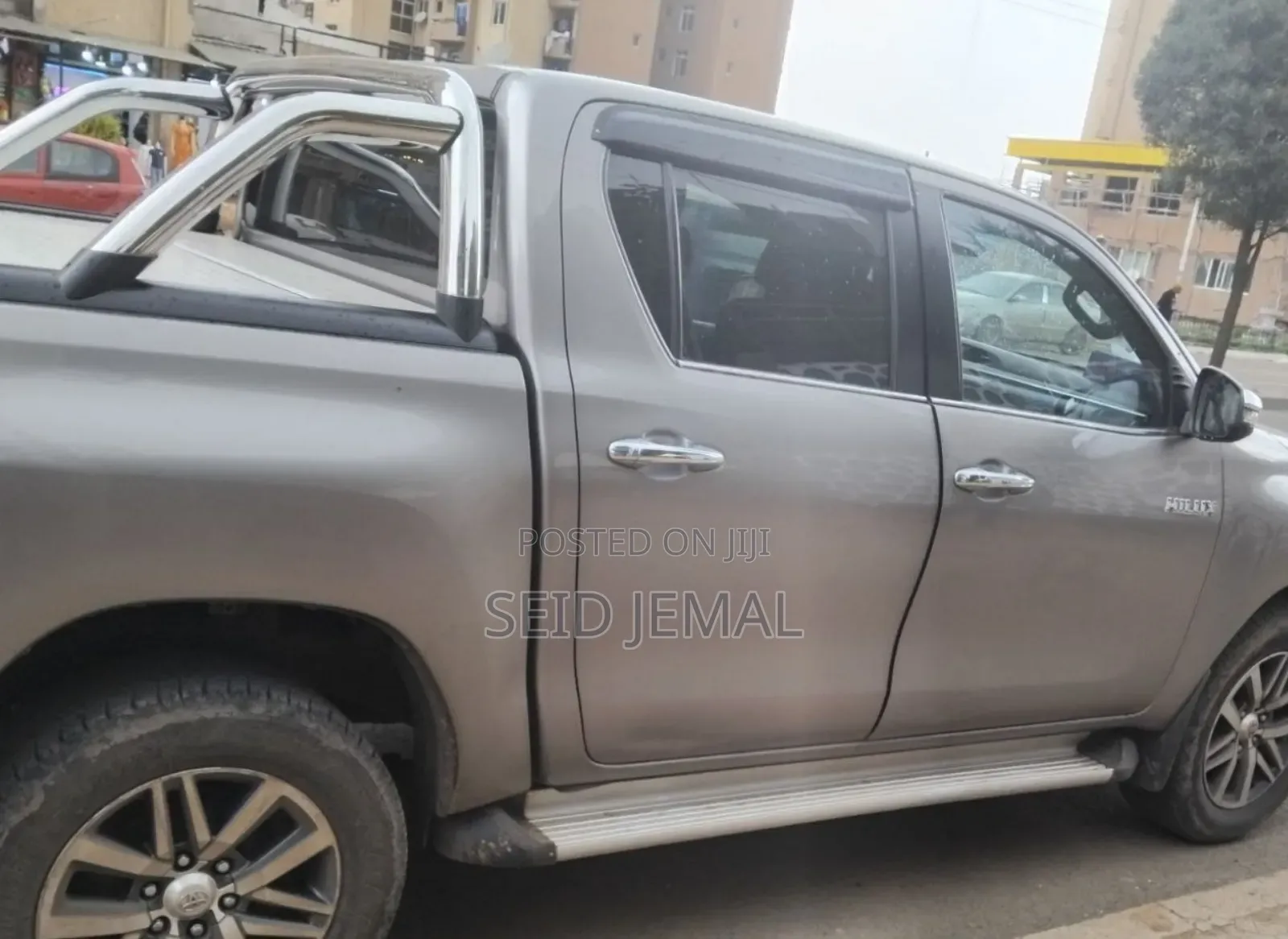 Toyota Hilux 2020 Gray
