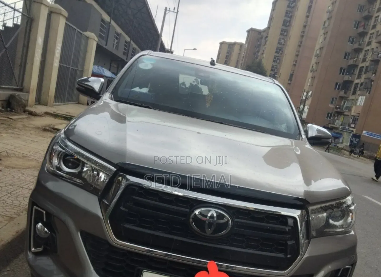 Toyota Hilux 2020 Gray