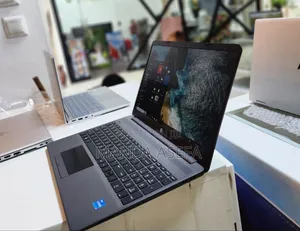 New Laptop HP Stream Notebook 8GB Intel Core I5 SSD 512GB