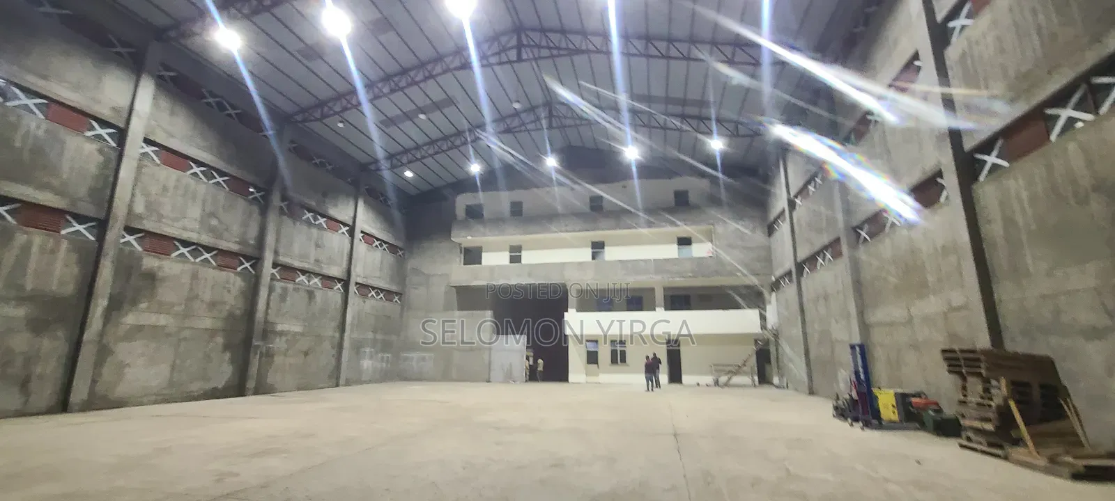 ለክራይ የቀረበ መጋዘን