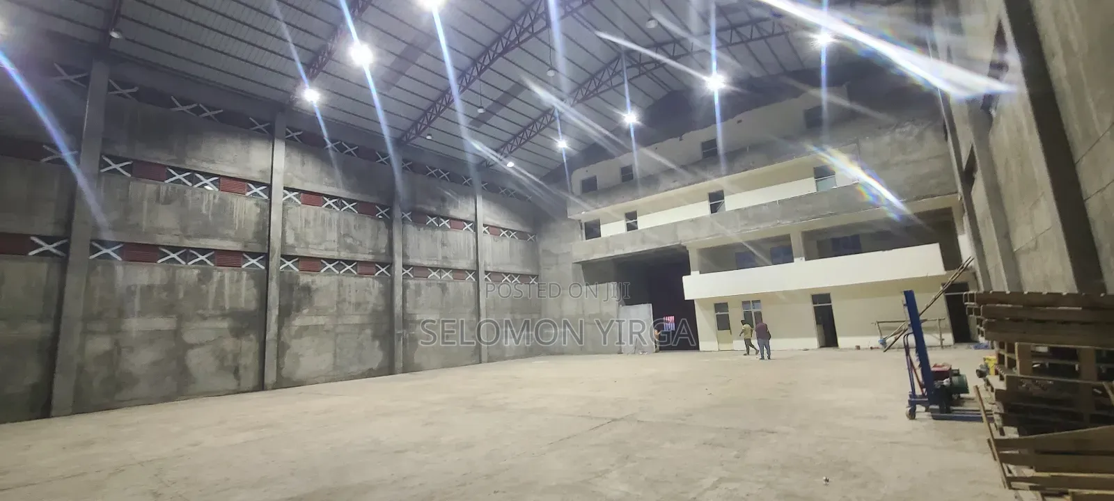 ለክራይ የቀረበ መጋዘን