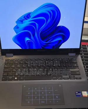 New Laptop Asus 16GB Intel Core I9 SSD 512GB