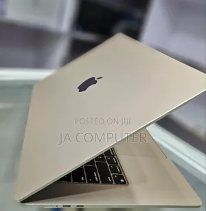 New Laptop Apple MacBook Air 2024 M3 15-Inch 8GB Apple M3 SSD 256GB