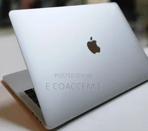 New Laptop Apple MacBook 8GB Intel Core I5 SSD 256GB