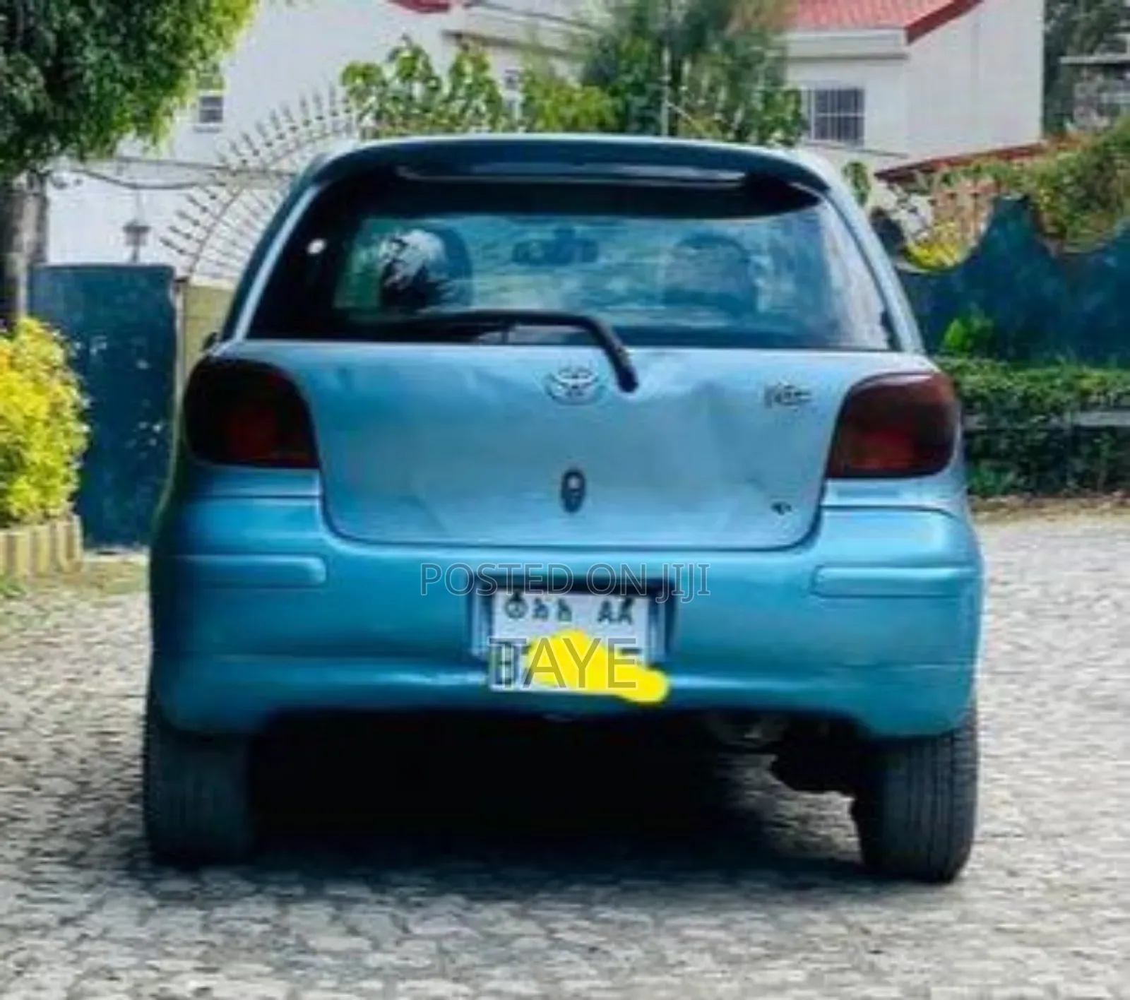 Toyota Vitz 2002 Blue