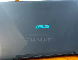 New Laptop Asus VivoBook 15 X505BA 8GB Intel Core I7 SSD 256GB