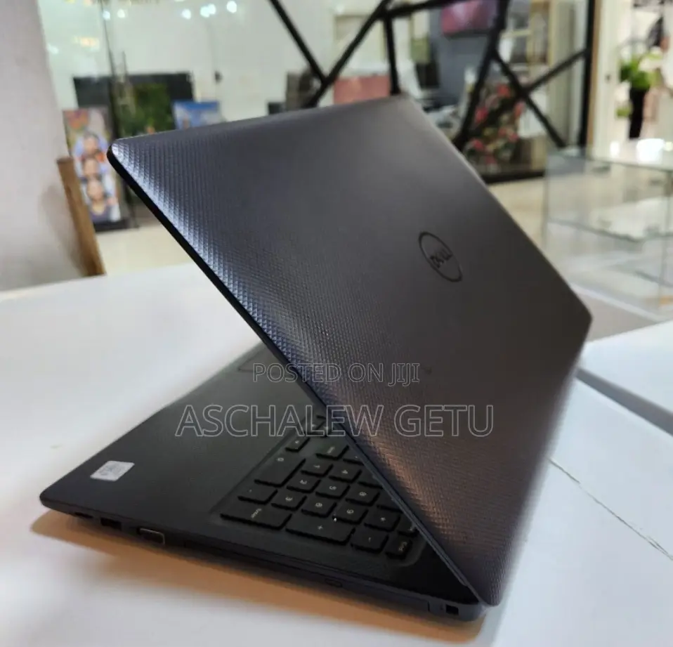 New Laptop Dell Vostro V13 8GB Intel Core I5 SSD 1T