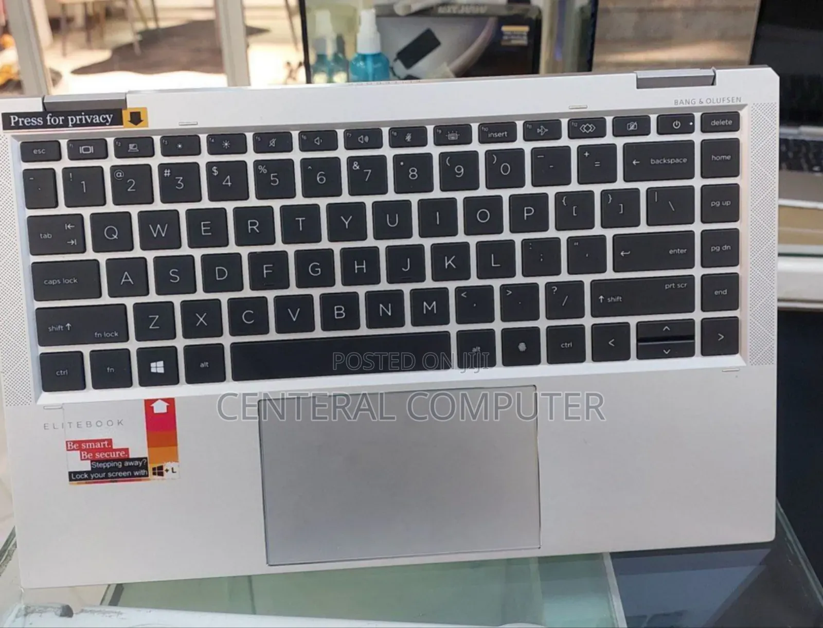 New Laptop HP EliteBook X360 1040 G7 16GB Intel Core I7 SSD 512GB