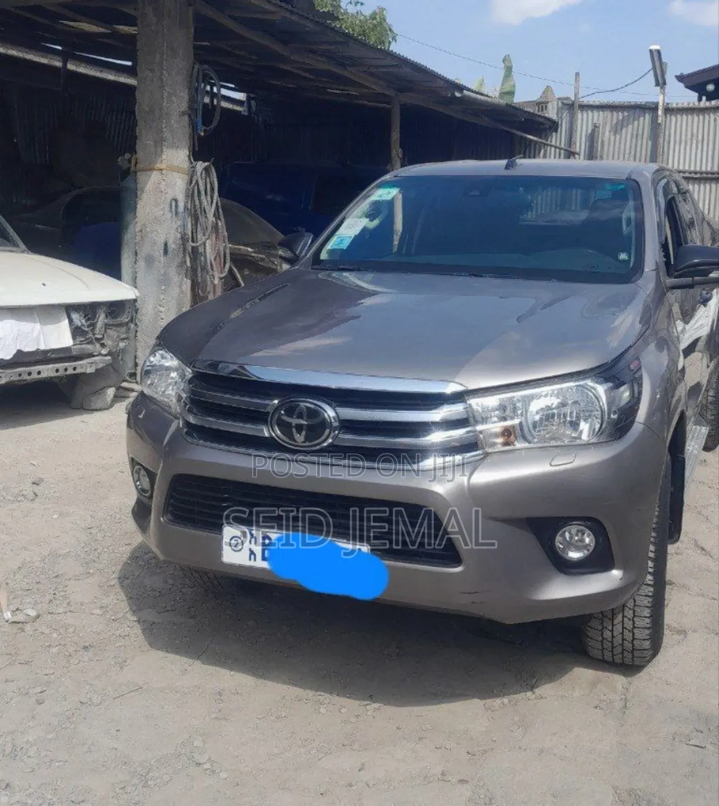 Toyota Hilux 2019 Gray