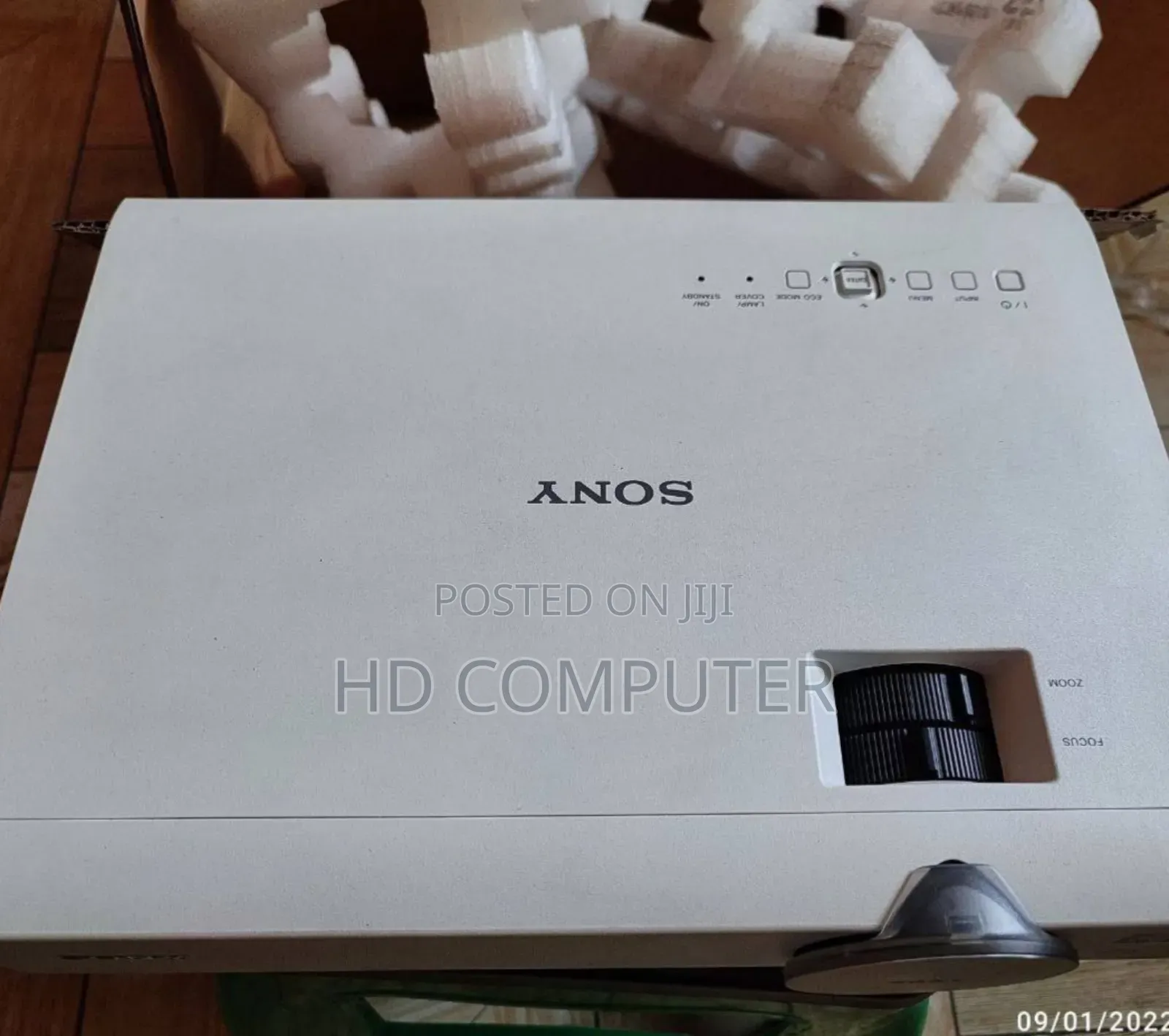 Sony Projector Dxl102