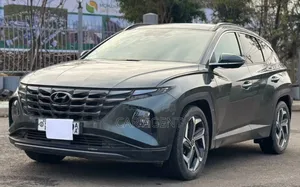 Photo - Hyundai Tucson 2022 Gray