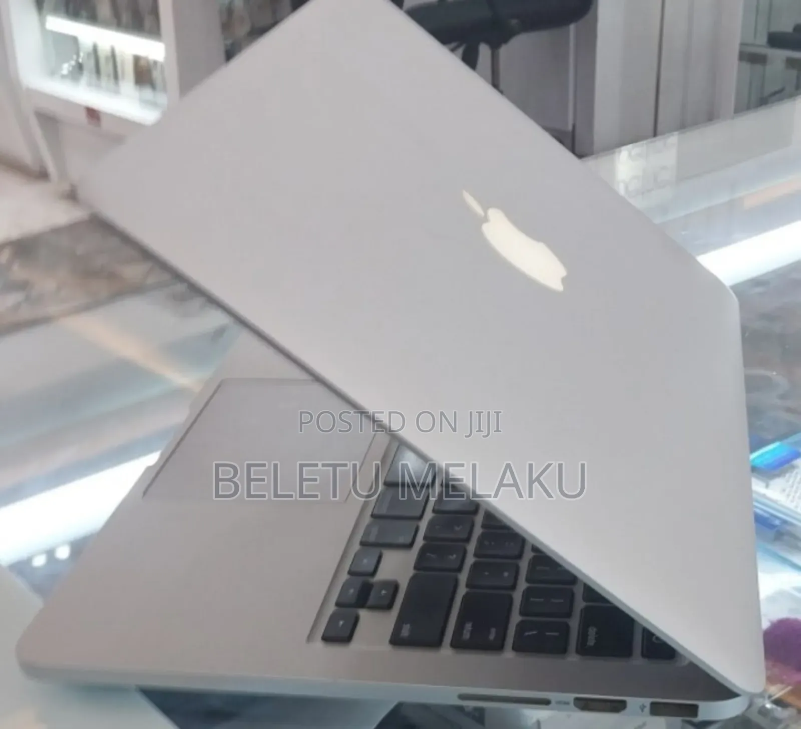 New Laptop Apple MacBook Pro 2015 16GB Intel Core I5 SSD 512GB