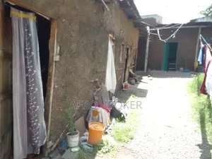 5bdrm House in Kality, Akaky Kaliti for sale
