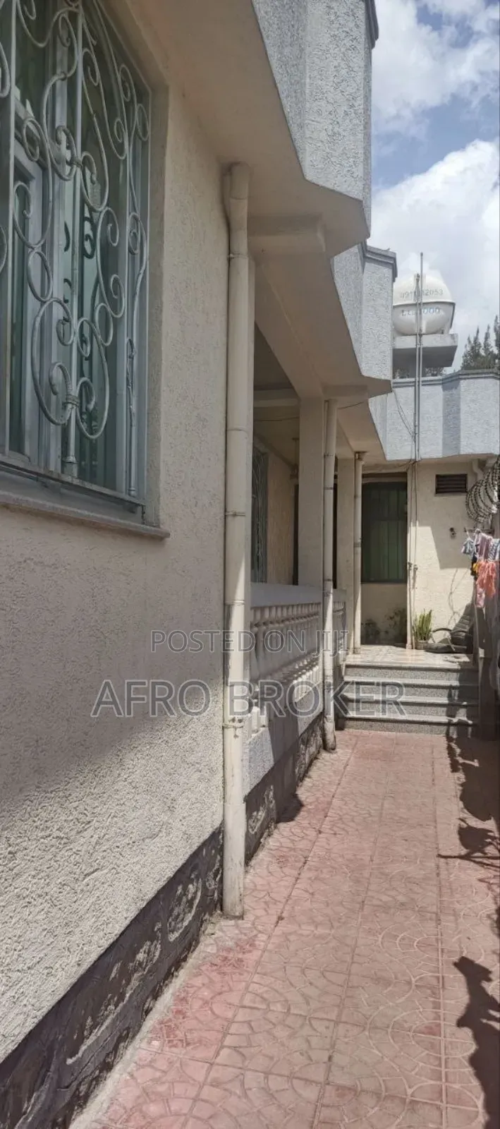 Furnished 6bdrm Villa in Alem Bank, Akaky Kaliti for sale