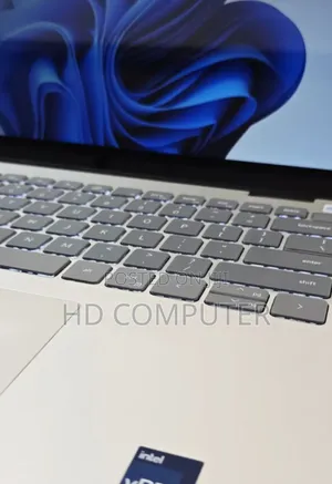 New Laptop Dell Inspiron 15 16GB Intel Core I7 SSD 1T