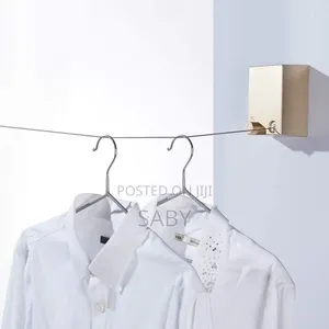 Retractable ልብስ በትንሽ ቦታ ማድረቅ የሚያስችል አስደናቂ ማስጫ