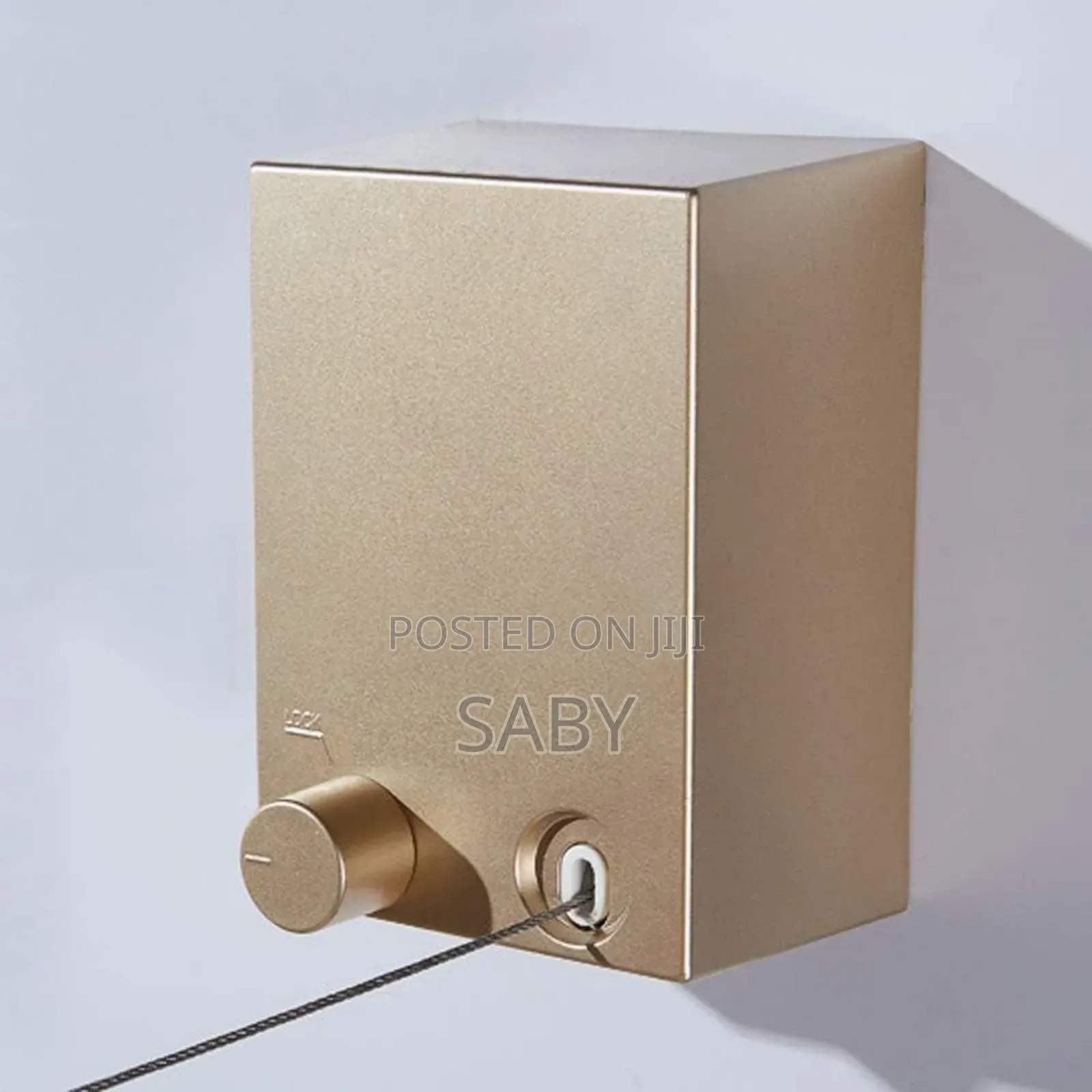 Retractable ልብስ በትንሽ ቦታ ማድረቅ የሚያስችል አስደናቂ ማስጫ