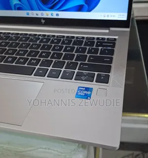 New Laptop HP EliteBook 830 G8 16GB Intel Core I5 SSD 512GB
