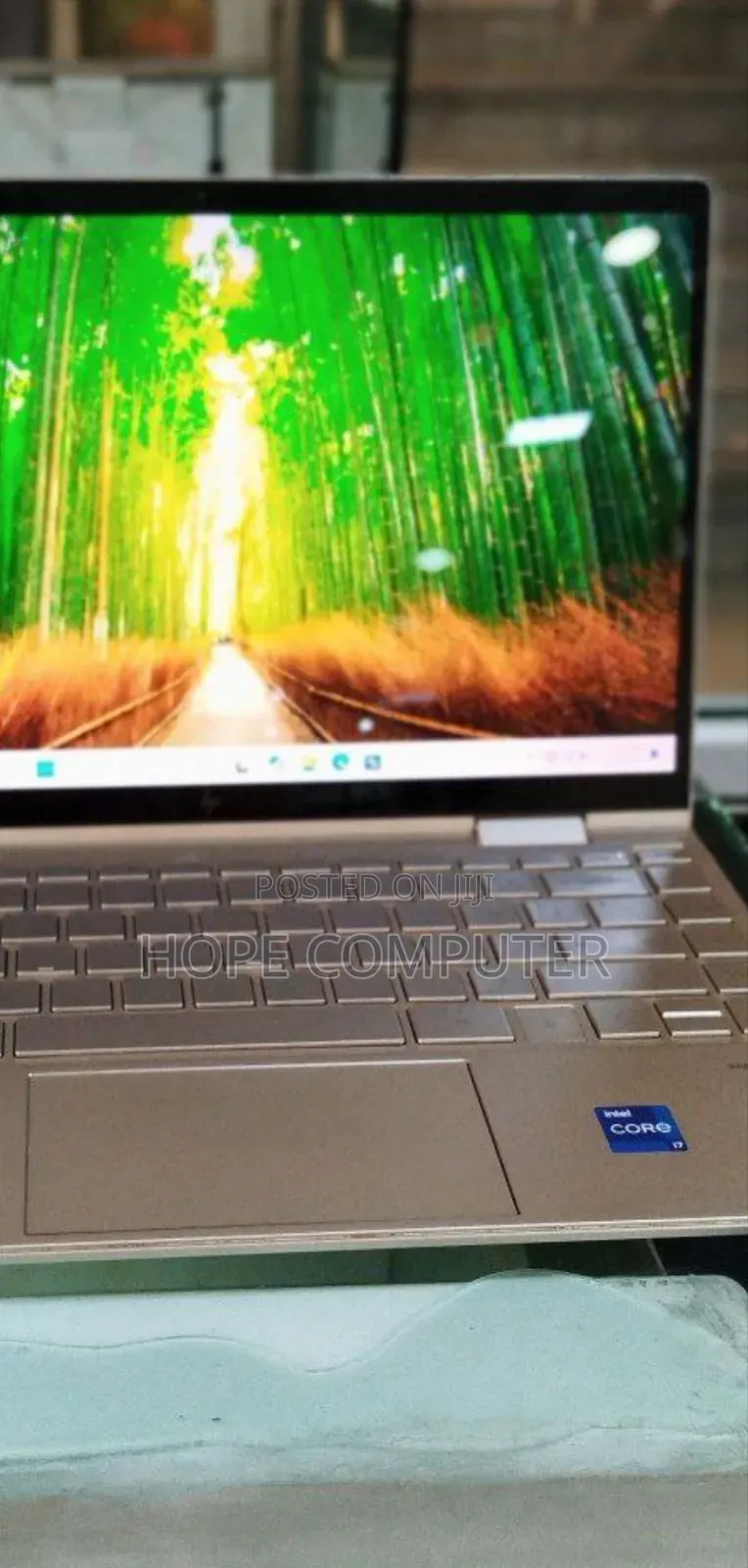 New Laptop HP Envy X360 8GB Intel Core I7 SSD 1T