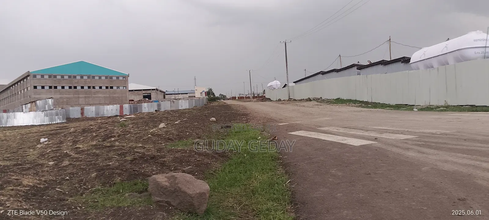 1500 ካሬ የሚሸጥ አስፓልት አጠገብ ያለ ቦታ