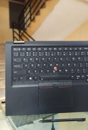 Photo - New Laptop Lenovo Thinkpad X13 Yoga 16GB Intel Core I7 SSD 512GB