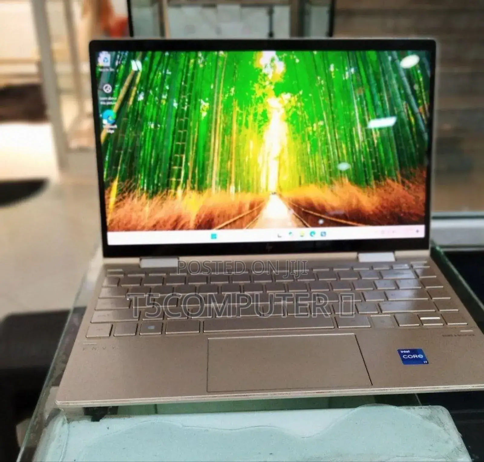 New Laptop HP Envy X360 8GB Intel Core I7 SSD 1T