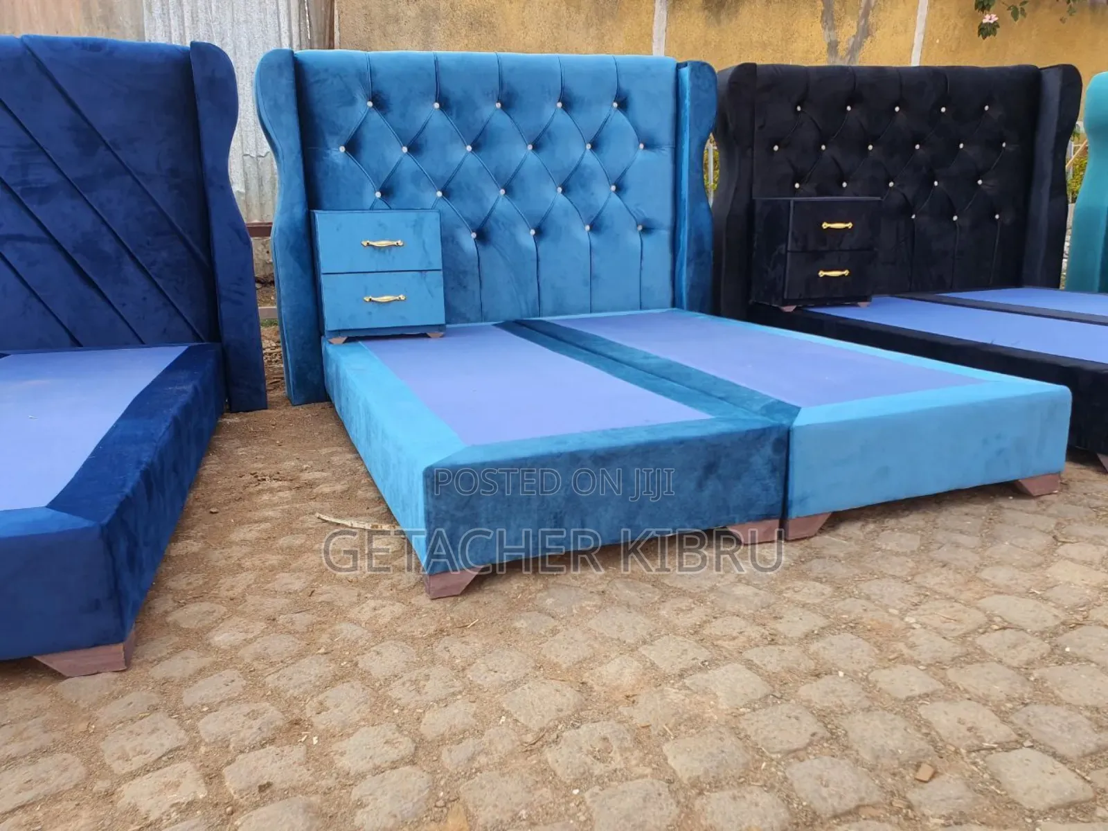 ሆም ፈርኒቸር የቤት እቃ